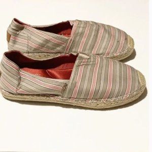 Bobs by Skechers with Memory Foam Size 8.5